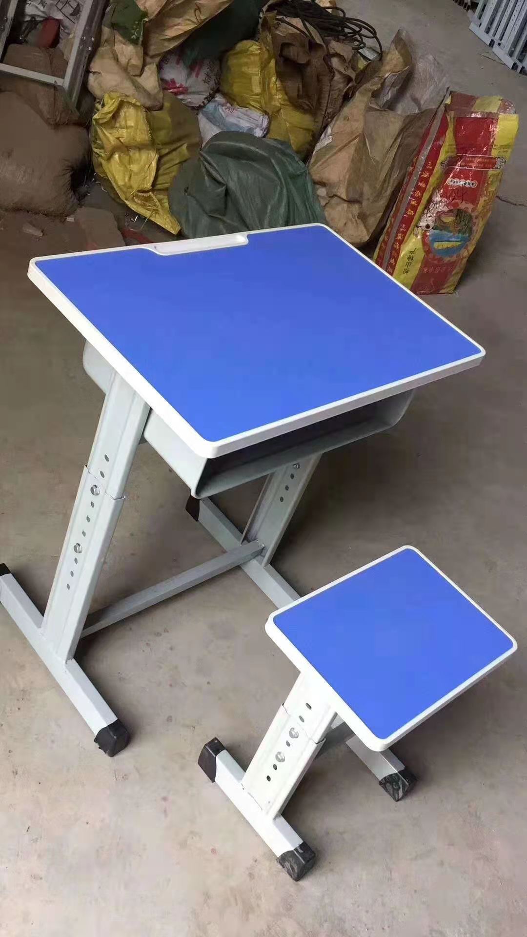 焦作中小學課桌椅